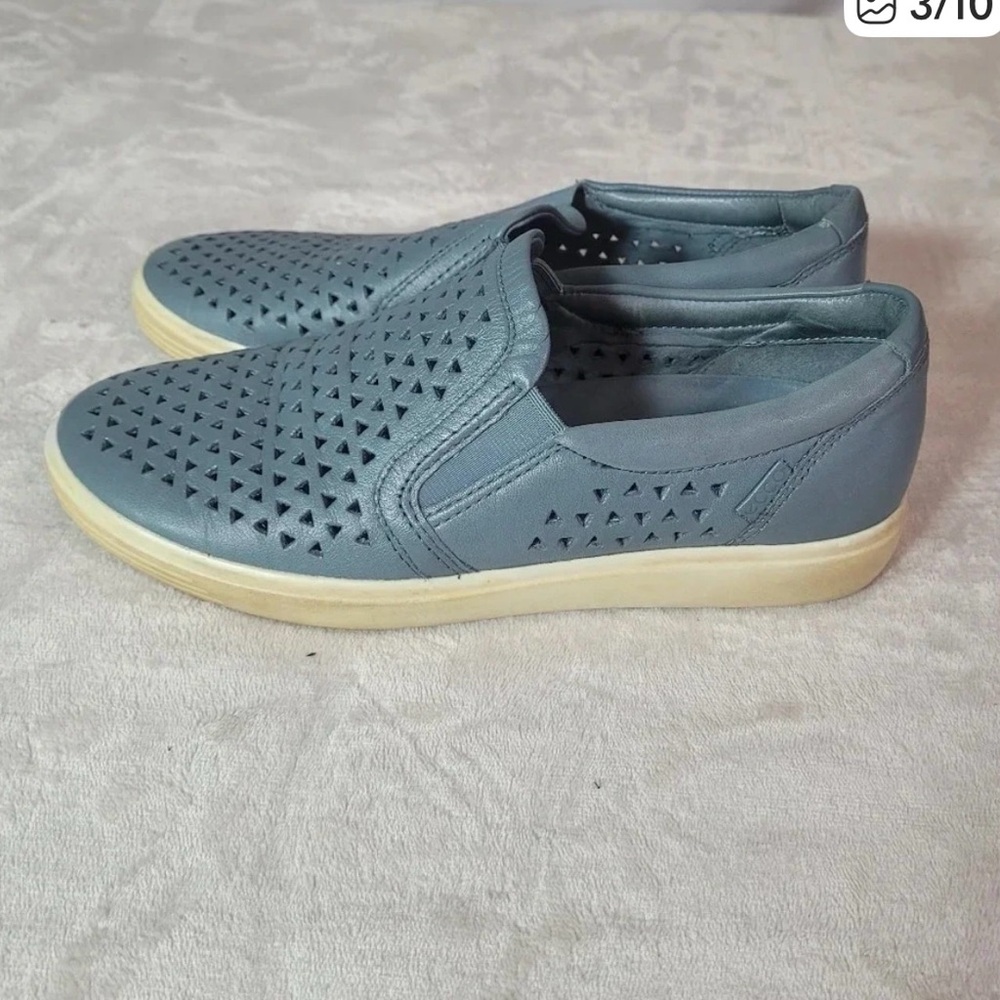 ECCO women’s perforated blue slip on loafers - Picture 3 of 9